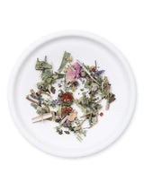 Schale Kräutertee mit Mönchpfeffer für die Zeit des Kinderwunsches