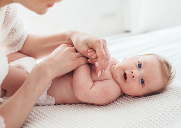 Blähungen oder 3-Monats-Koliken beim Baby erkennen & lindern